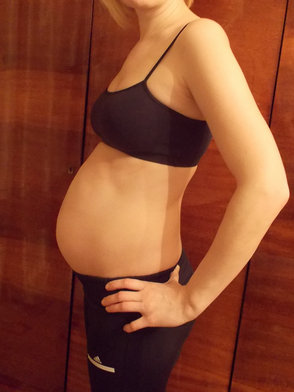 21 weeks. Живот на 21 неделе беременности. Живот у беременных на 21 неделе. Живот на 20 неделе.