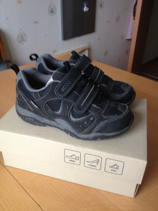 Ессо,Адидас(размеры 30-32)