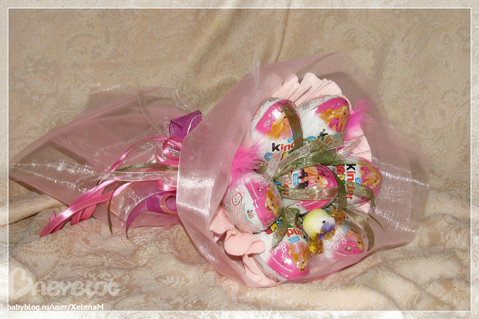 buket iz kinderov | Candy flowers, Chocolate bouquet, Diy gifts