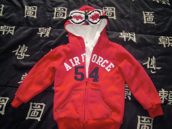 Жилеты,куртки.ветровки. В наличии.Скидки на многие модели!!!!!!!!!!!!